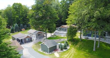 PINE - Grace Landing Cottages With Stunning Sunsets Over Hamlin Lake..