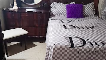 1 quarto, ferros/tábuas de passar roupa, Wi-Fi de cortesia