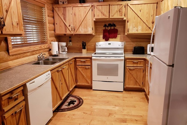 Frigorífic, microones, forn i placa de cuina