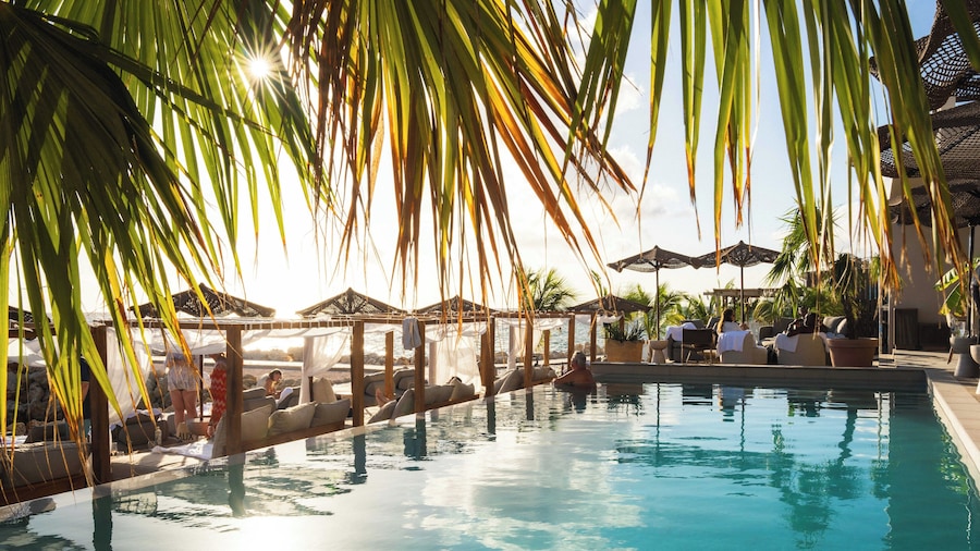 Art Hotel Curacao - Adults Only