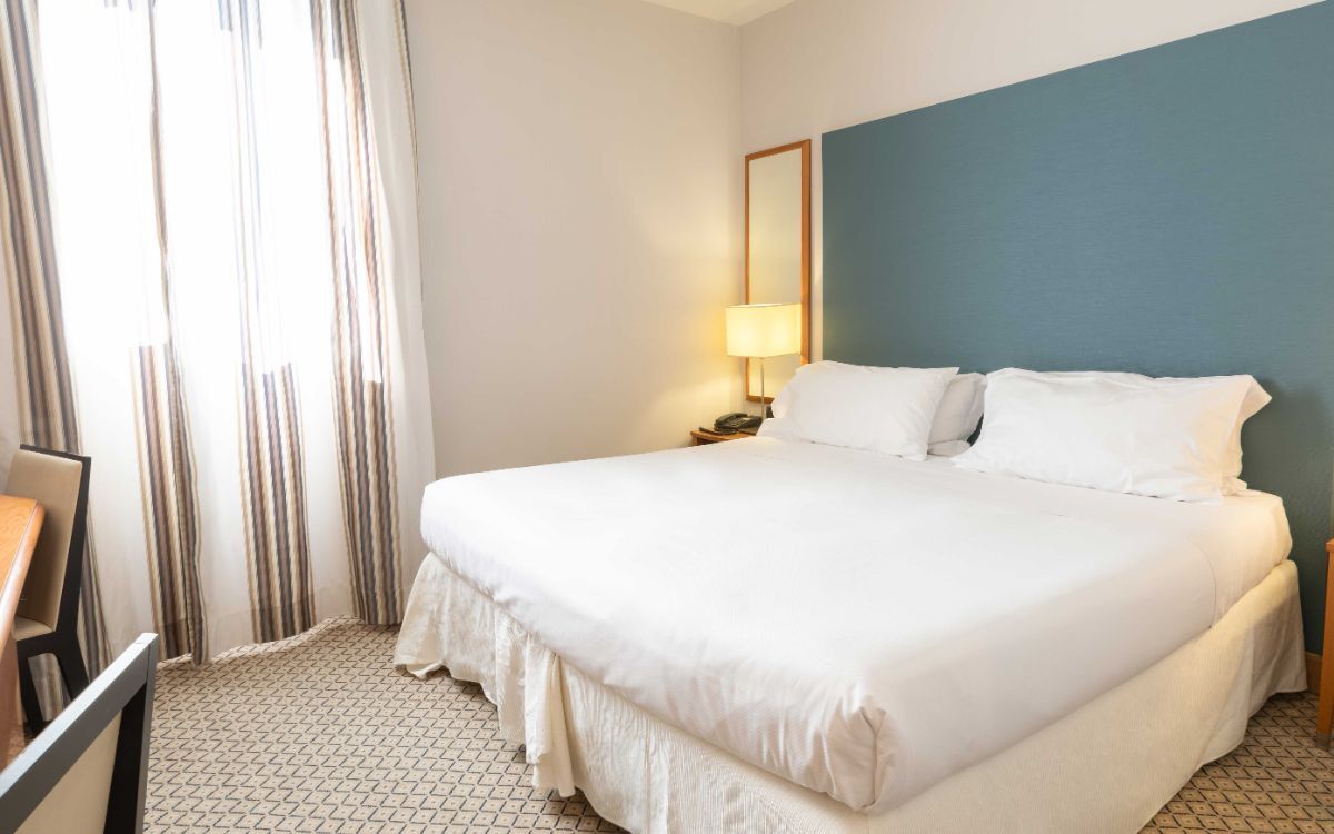 Minibar, in-room safe, desk, free cots/infant beds