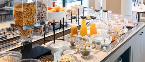 Daily buffet breakfast (EUR 15 per person)