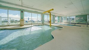 Apartment (Holiday Sands 917) | Pool | Innenpool, Außenpool