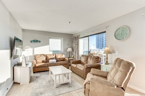 Condo (Myrtle Beach Resort 236-B) | Living room | TV, DVD player - Myrtle Beach Resort 236-b (Myrtle Beach)