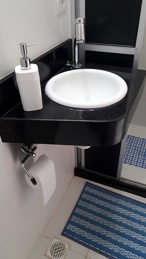 Shower, towels, soap, shampoo