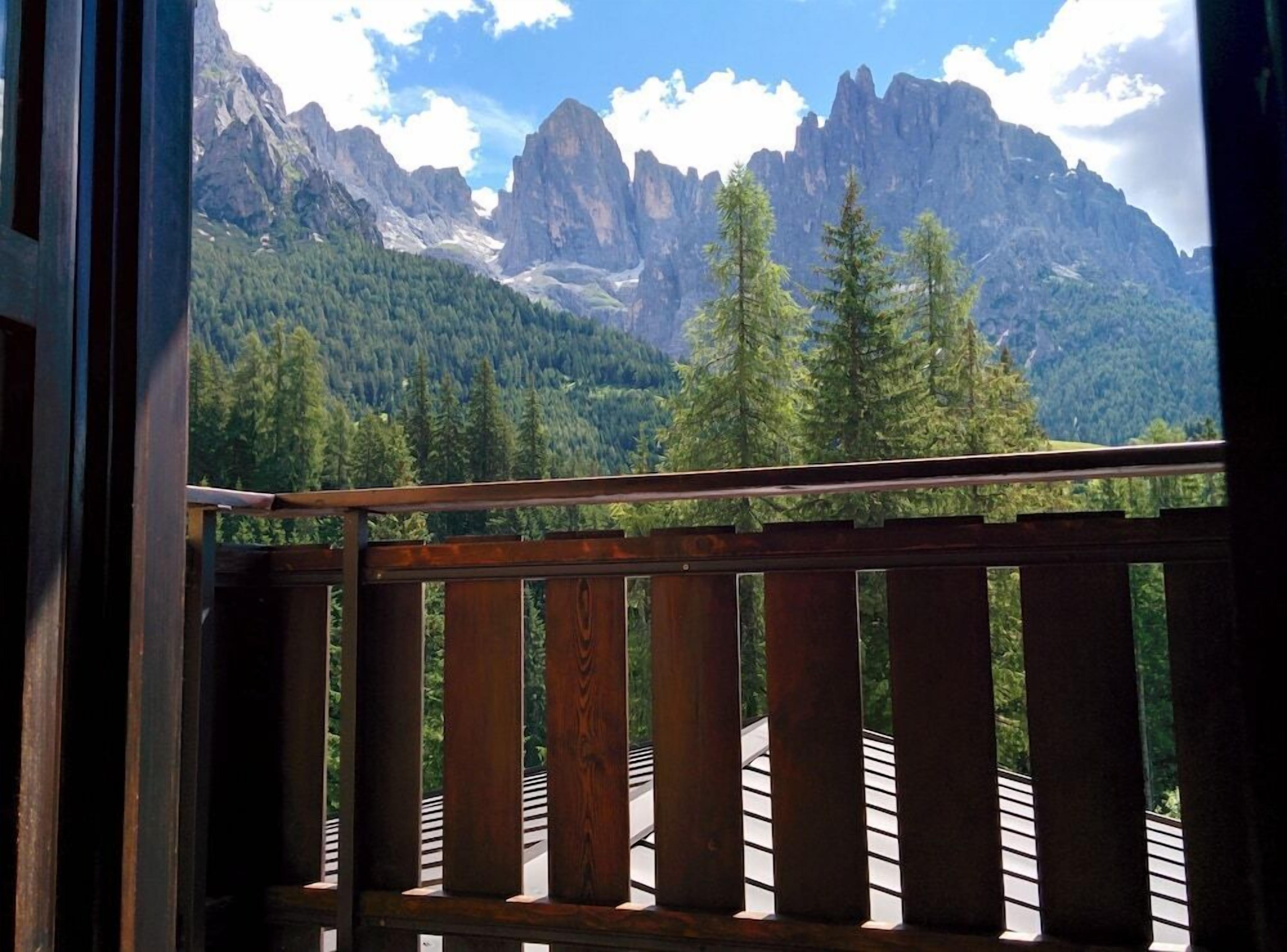 숙박 시설 구내