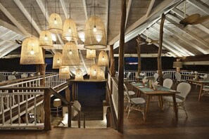 Outdoor dining - Constance Tsarabanjina Madagascar (Helville, Nosy be)