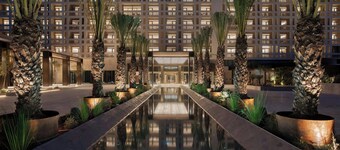 The Landmark Nicosia, Autograph Collection