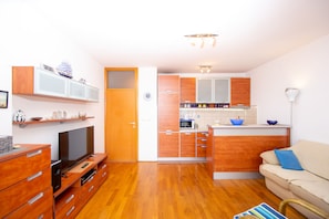 City Apartment | Living room