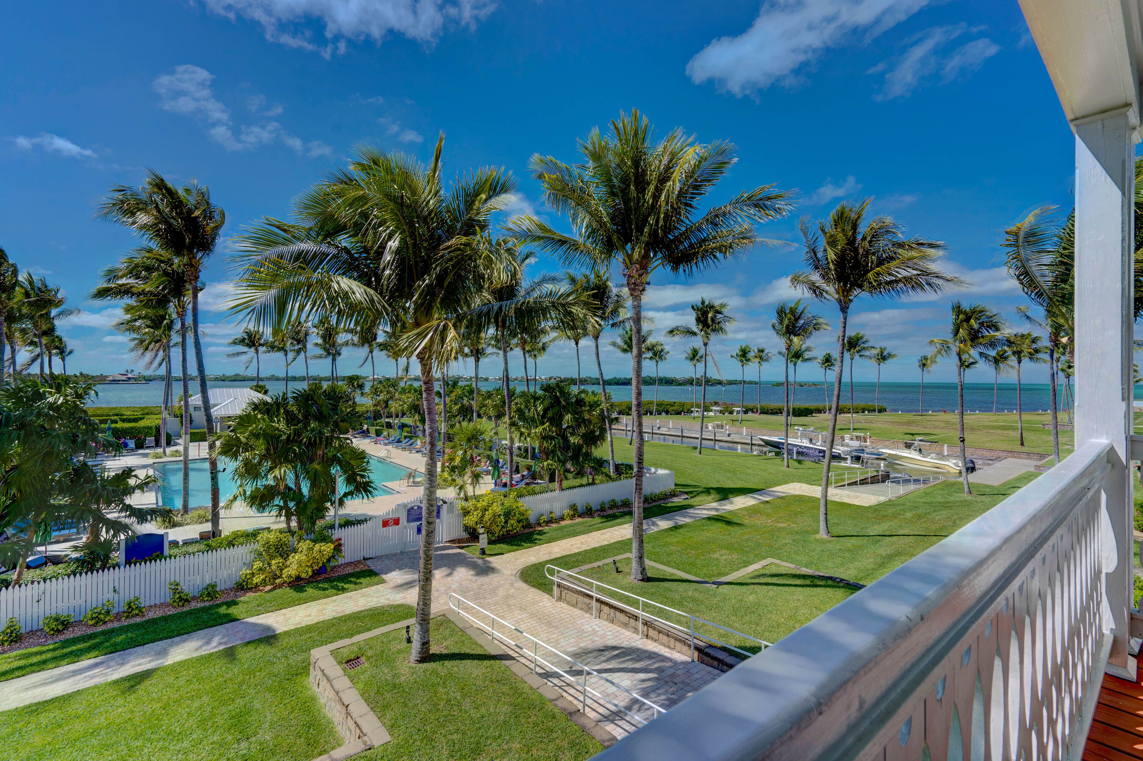 Indigo Bliss (36)- Beautifully updated townhouse with boat dockage Indigo Reef, Marathon