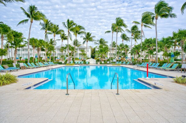 Outdoor pool, a heated pool - Family Holiday Escape - Indigo Reef 3BR Waterfront w/ Pool, Dock & Gulf Views! (Marathon)