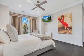 3 bedrooms, iron/ironing board, travel cot, WiFi