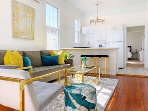 Unclassified image, 5 of 33, button - 🌿 Bright, Airy & Super Clean Suite on Magazine St - Walk to restaurants & shops. (New Orleans)