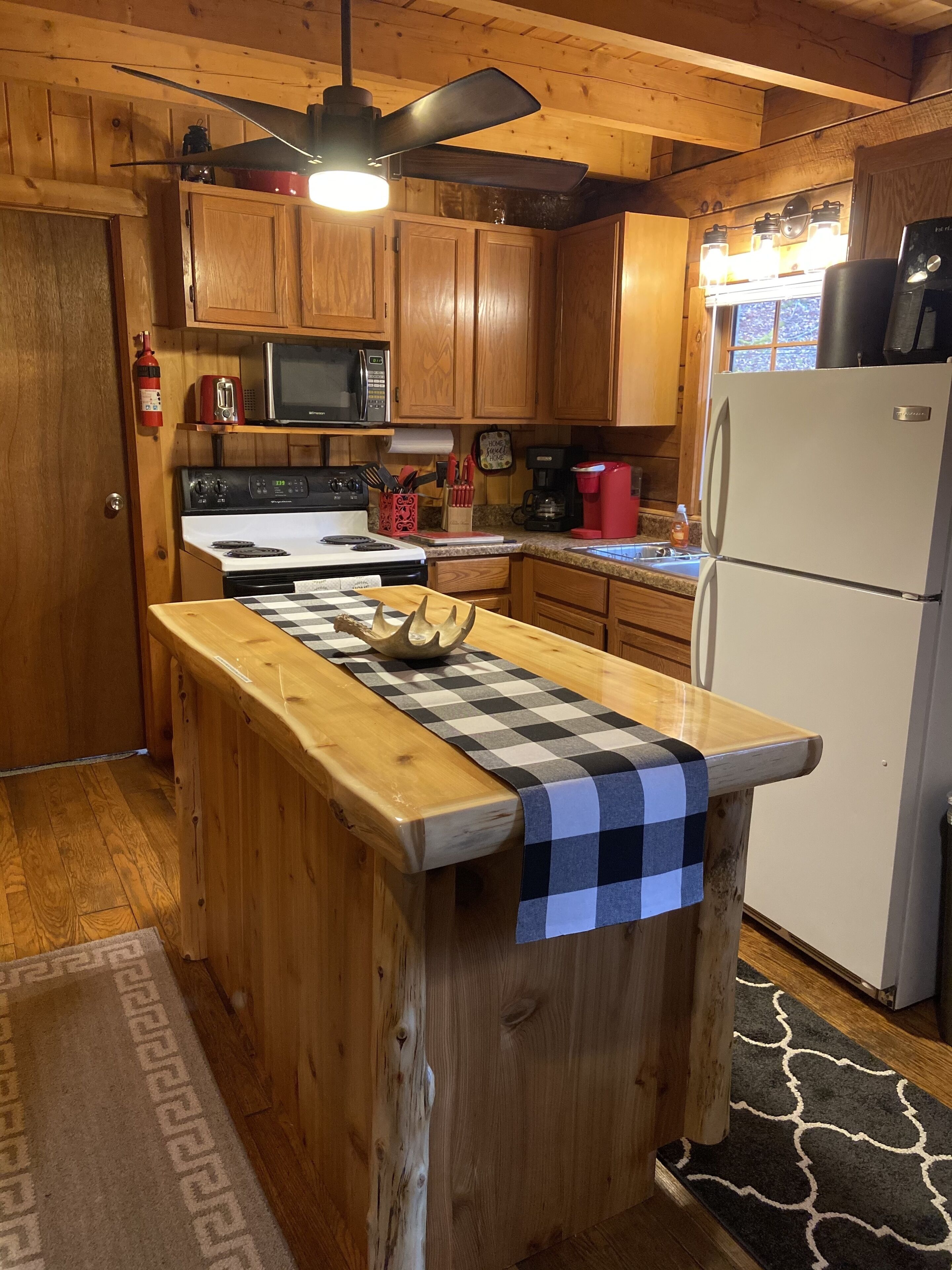 Top 12 PetFriendly Cabins Near Elkins, West Virginia Updated 2024