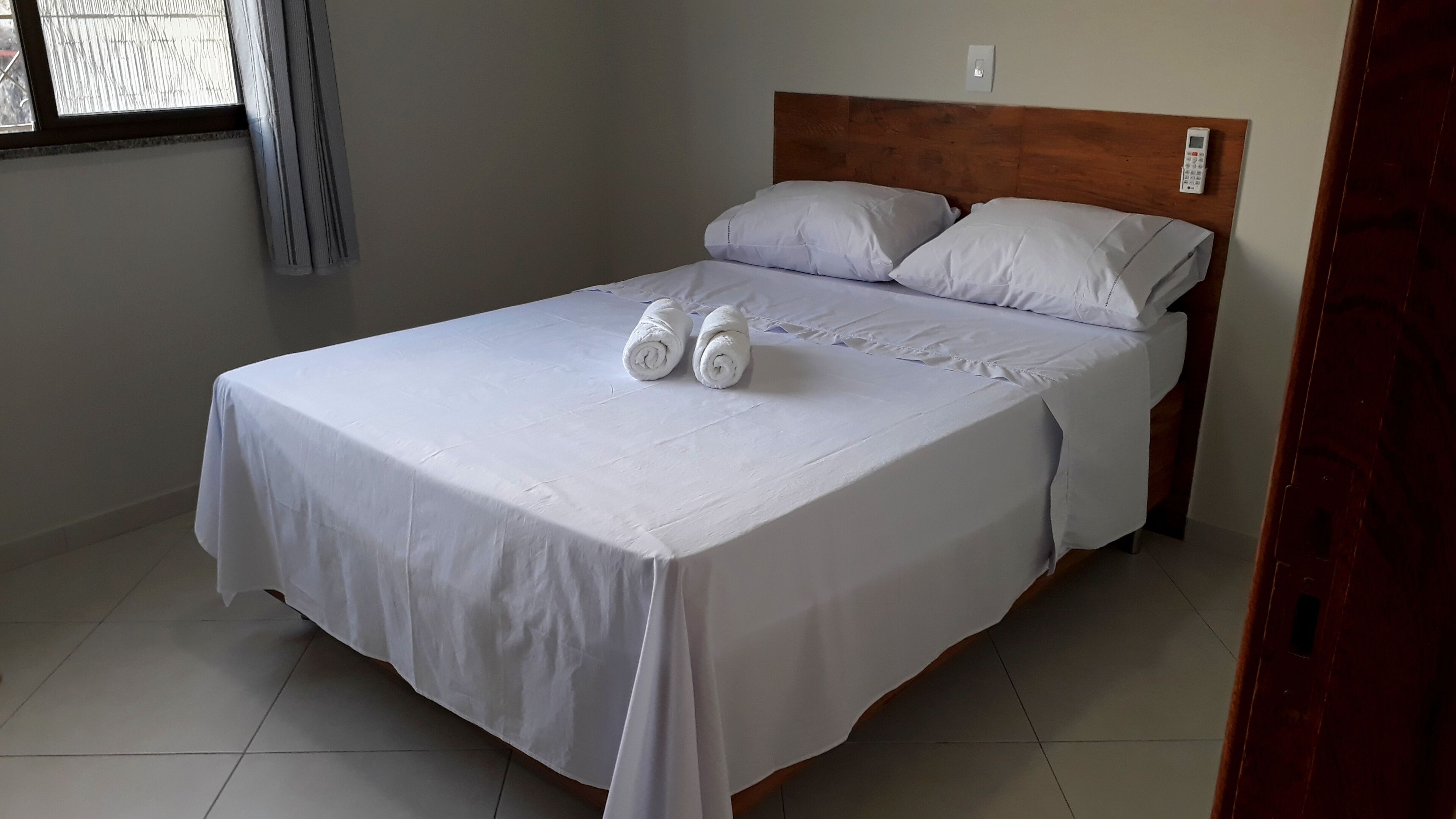 1 quarto, ferros/tábuas de passar roupa, Wi-Fi, roupa de cama