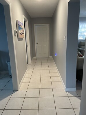 Interior - Friendly and quite neighborhood, waterfront view,  kayaks or go fishing. (Hudson)