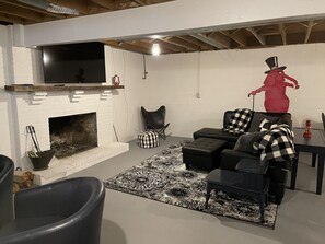 Smart TV, fireplace, video games