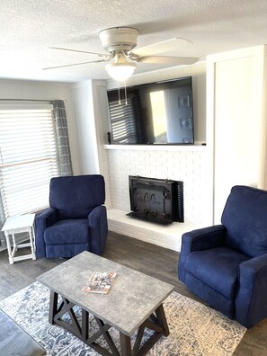 Smart TV, fireplace, video games