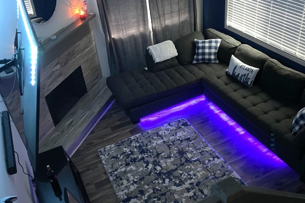 Televisor intel·ligent, videojocs i estèreo