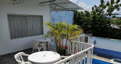 Beautiful House in Melgar 5 blocks from the main park
