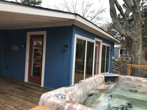 Baignoire à remous extérieure