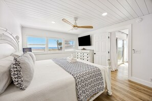 2 makuuhuonetta, silitysrauta/-lauta, ilmainen Wi-Fi, vuodevaatteet