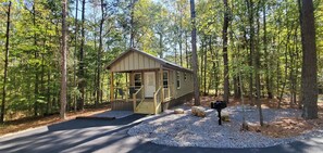 Exterior - Pet Friendly Tiny House- Lake Guntersville (Guntersville)