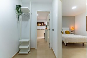 1 bedroom, iron/ironing board, free WiFi, bed sheets - Apartment "Eclipse" in Puerto del Rosario with Mountain View, Jacuzzi, Wi-Fi, A/C & Terrace (Puerto del Rosario)