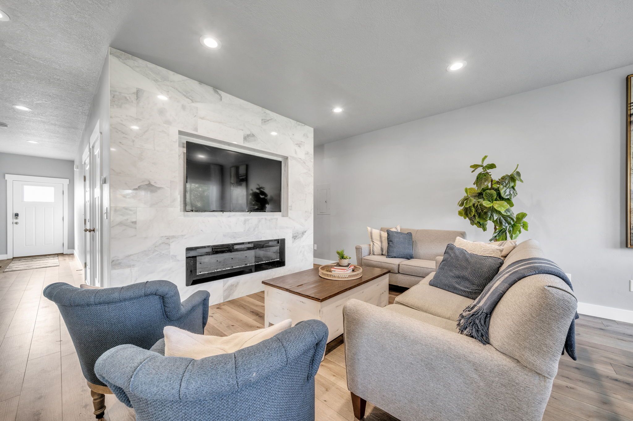 Smart-TV, DVD-spiller og fotballspill