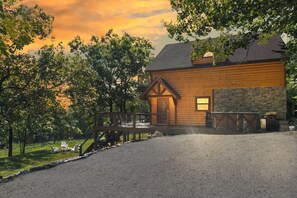 Exterior - Unwind at Ozark Outdoor! Nestled in Nature-Pvt Firepit & Hot Tub-Near Big Cedar Cozy (Ridgedale)