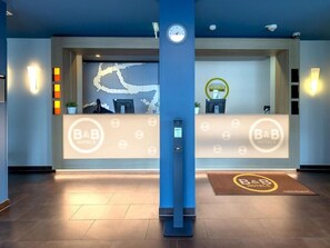 Unclassified image, 3 of 48, button - B&B Hotel Frankfurt-hahn Airport (Lautzenhausen)