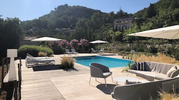 Piscine extérieure, piscine chauffée