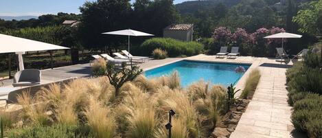 Piscine extérieure, piscine chauffée