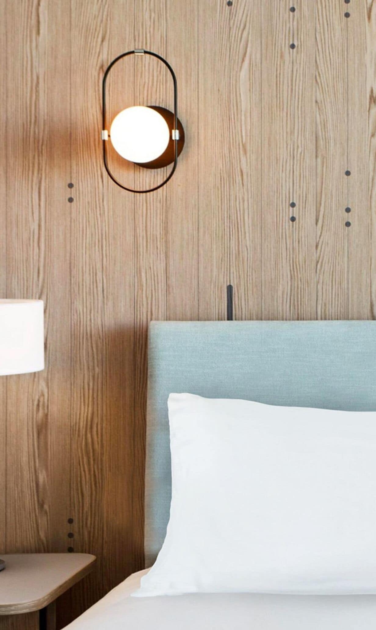 Standard Room | Hypo-allergenic bedding, in-room safe, desk, laptop workspace