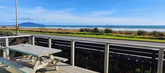 Beachfront with stunning views of Kapiti Island