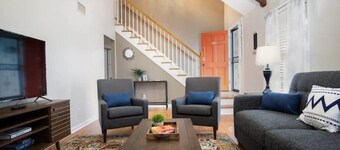 Pet Friendly & Fast WiFi - Fresh at Forest Hills