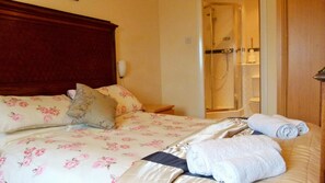 2 Schlafzimmer, Bügeleisen/Bügelbrett, Reisekinderbett, kostenloses WLAN