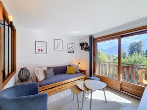 Unclassified image, 2 of 5, button - Modern 2-Bedroom Apartment + Cabin, Close to Combloux Center (Combloux)
