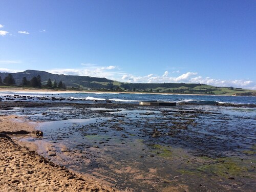 Spacious Country Cottage located close to Berry  & Gerringong