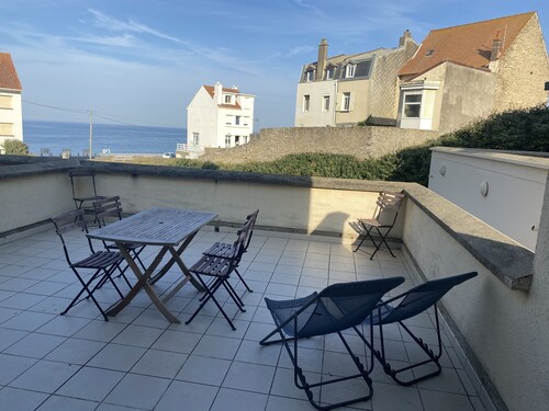 Ambleteuse, pretty house with sea view