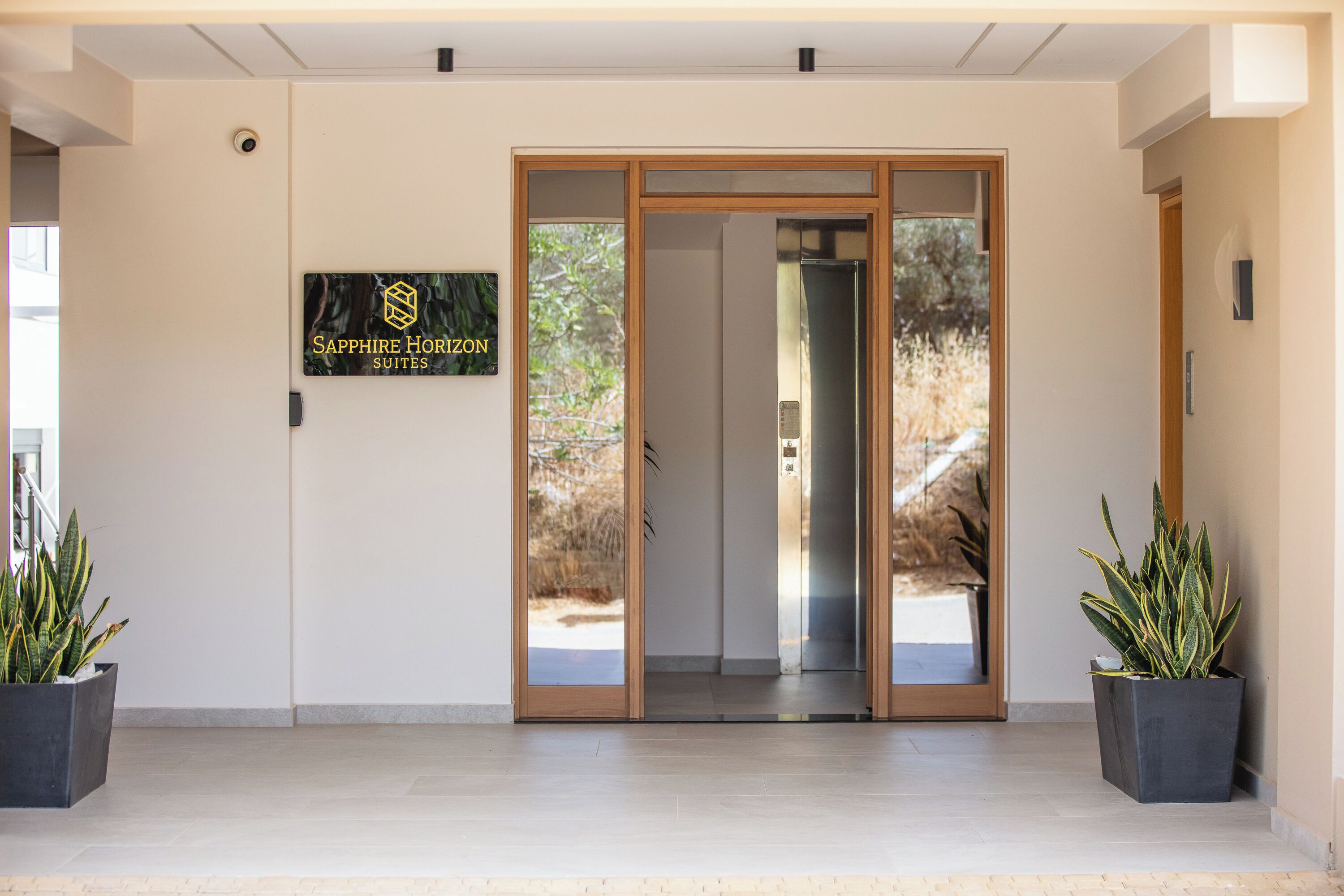 Photo - Sapphire Horizon Suites