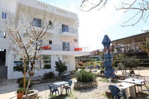 숙박 시설 정면