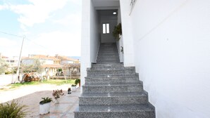 Unclassified image, 2 of 59, button - Vila Dodaj (Ksamil)