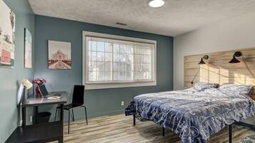 2 bedrooms, desk, free WiFi, bed sheets