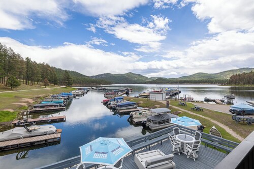 Beautiful Lake Front Property in the Black Hills Of South Dakota