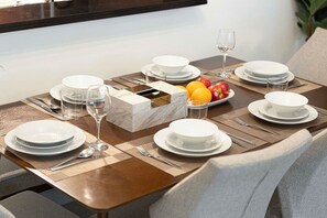 تناول الطعام