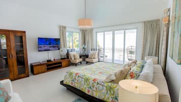 4 soverom, safe på rommet, skrivebord og strykejern/-brett