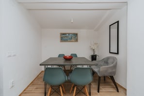 Comfort Apartment | In-room dining - Panoramic apartment (Budva)