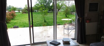 DETACHED HOUSE SET IN 2 HECTARES