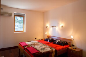 Apartament de luxe | 3 dormitoris, decoració individual, mobiliari individual i escriptori